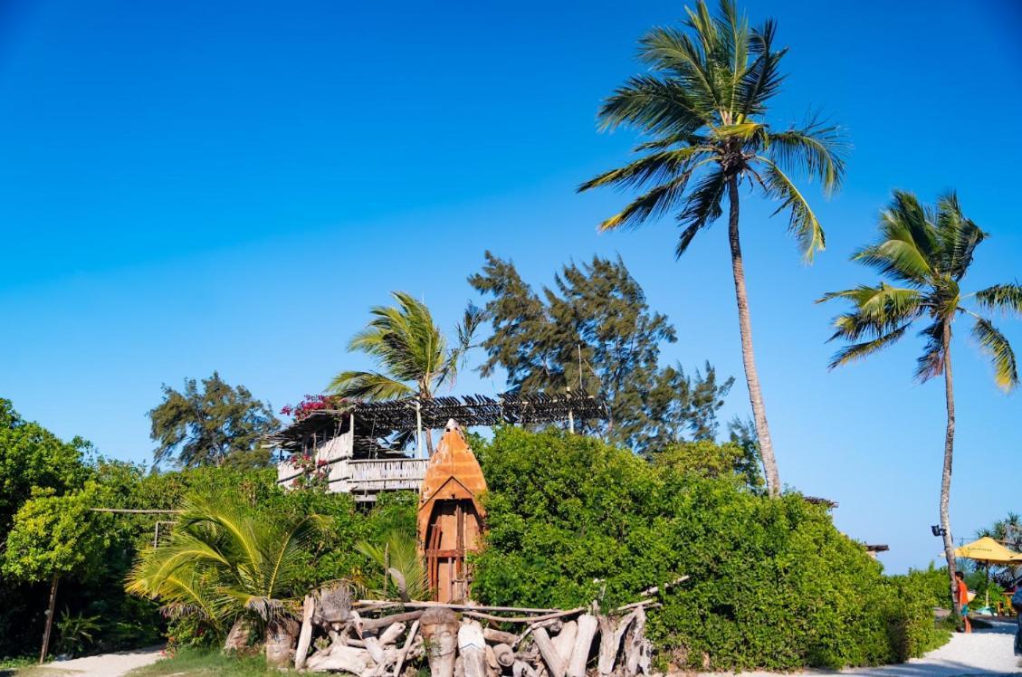 Salty'S Kitesurf Village Kilifi Exterior foto